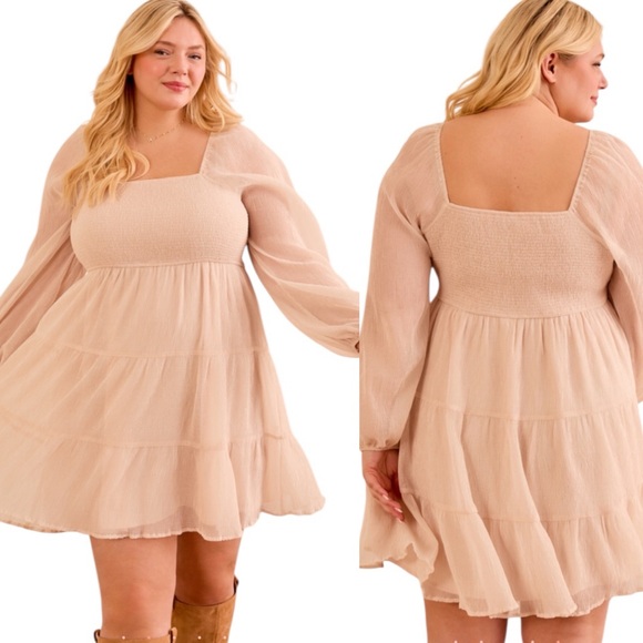ARULA Dresses & Skirts - Arula Logan Tiered Mini Dress